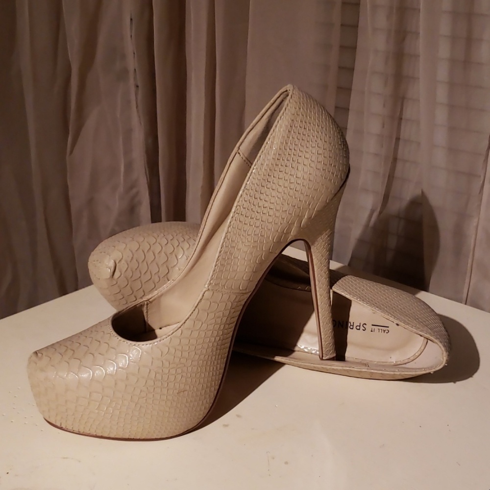 Call It Spring//Platform Pumps - Picture 3 of 8